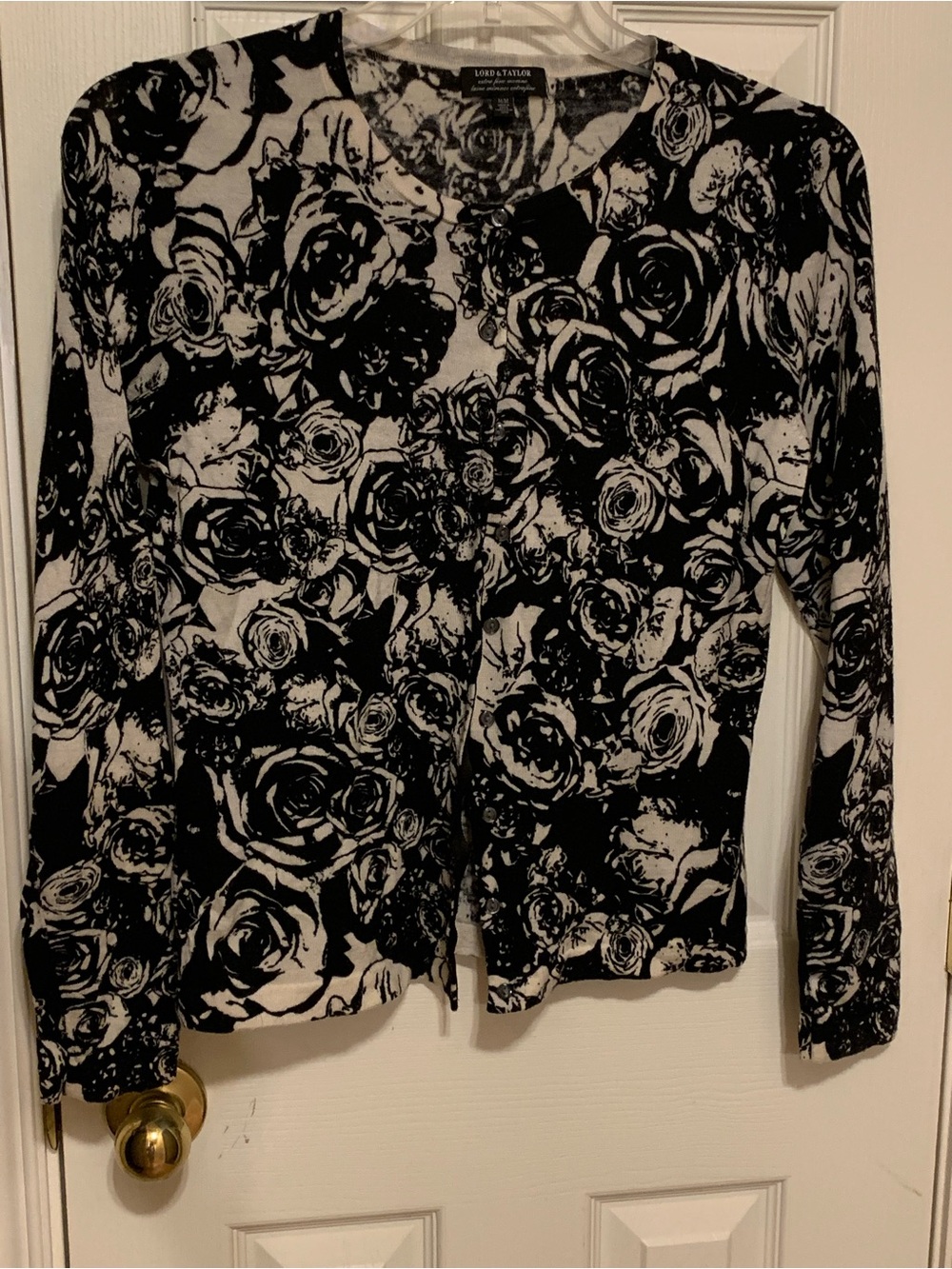 Lord & Taylor 100% Merino Wool Long Sleeve Cardigan Office  Boho Roses Sz M